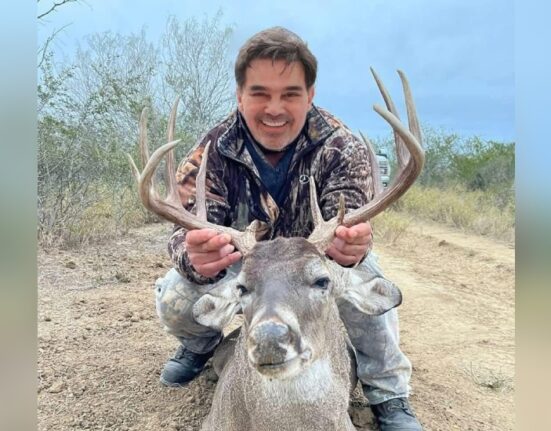 Pato Zambrano simula preocupación por animales en Santa Catarina